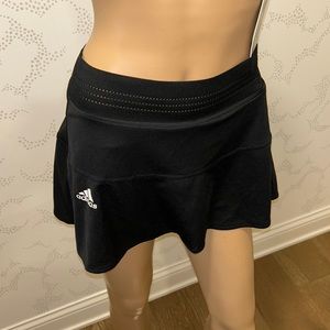 Brand new ADIDAS tennis skirt in XS black